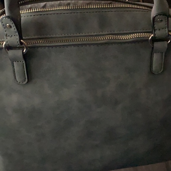 Bags - Picture 5 of 7